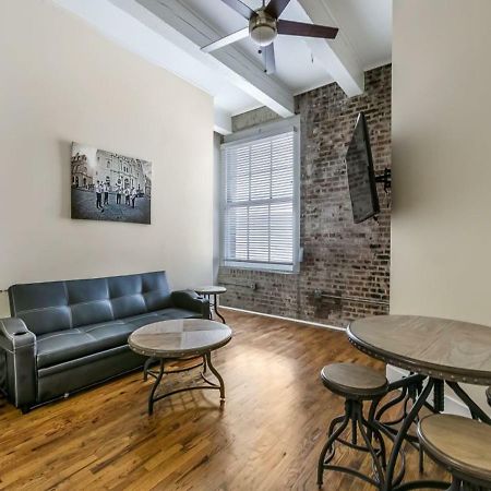 Beautiful Condos Steps From French Quarter And Bourbon St New Orleans Ngoại thất bức ảnh