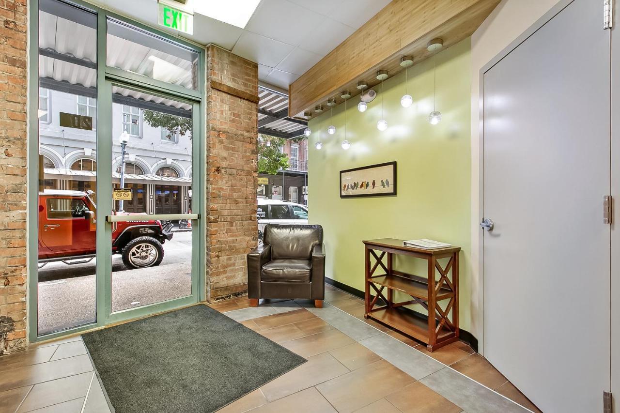 Beautiful Condos Steps From French Quarter And Bourbon St New Orleans Ngoại thất bức ảnh